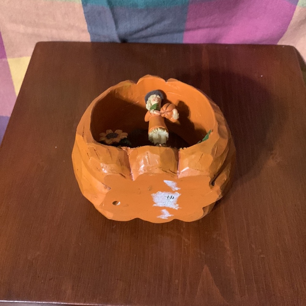 CUTE HARVEST TIME DECORATION - Picture 6 of 8